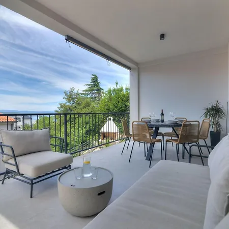 Sunrise Mit Pool By Interhome Crikvenica