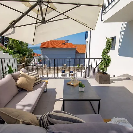 Sunrise Mit Pool By Interhome *