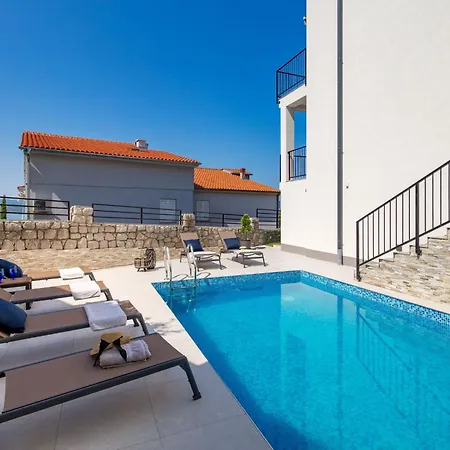 Apartament Sunrise Mit Pool By Interhome *